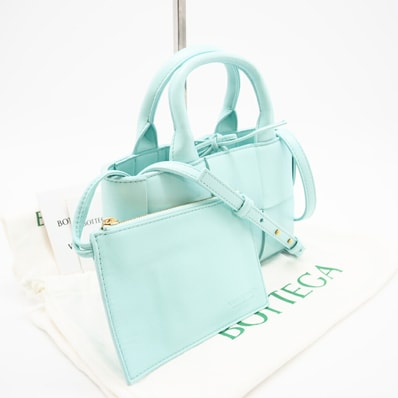 極美品 BOTTEGAVENETA ボッテガヴェネタ マキシイントレチャート キャンディ アルコ 729029 2wayトートバッグ ブルー ラムスキン レディース