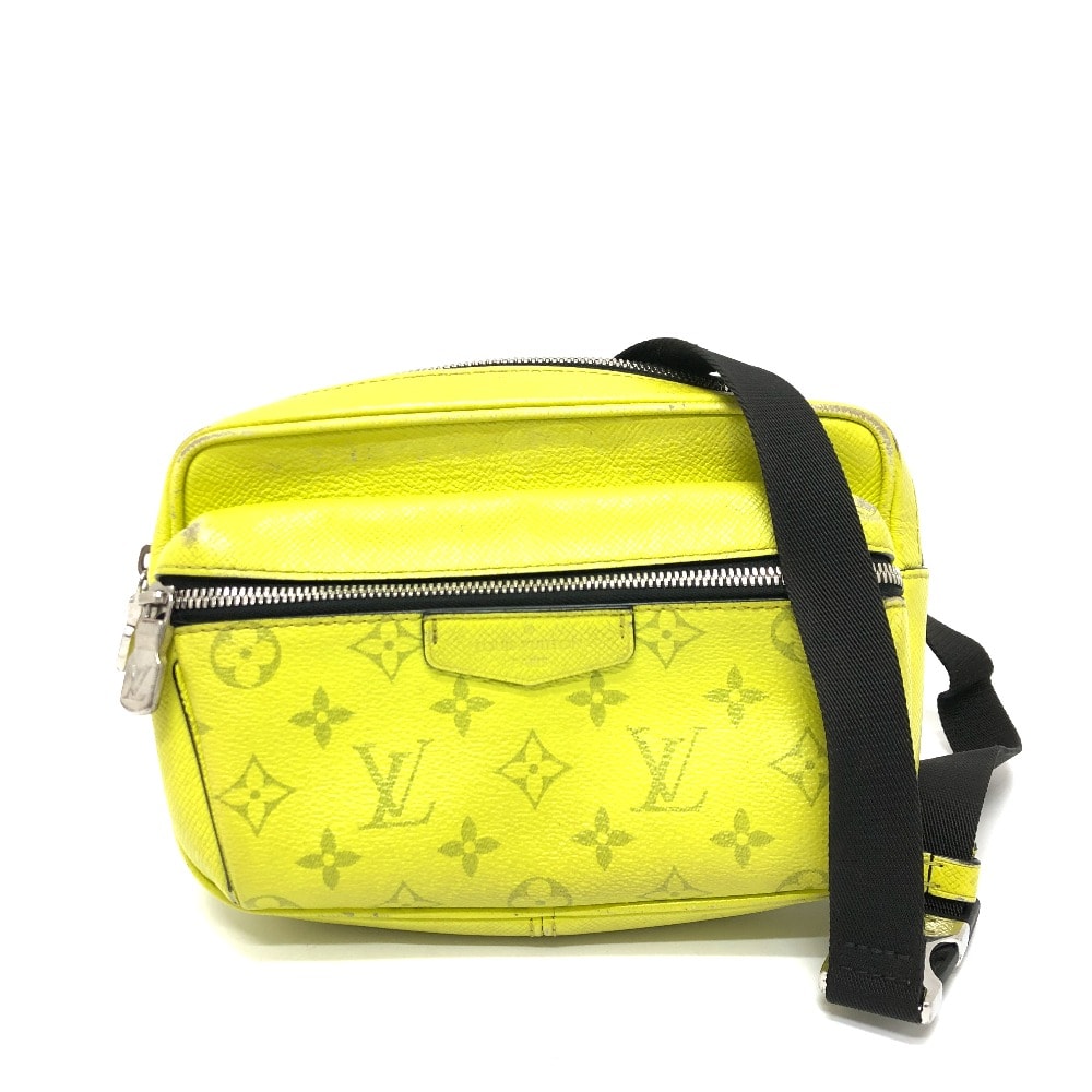 ルイヴィトン LOUIS VUITTON アウトドアメッセンジャーPM M30239 タイガラマ メッセンジャーバッグ ボディバッグ タイガレザー イエロー