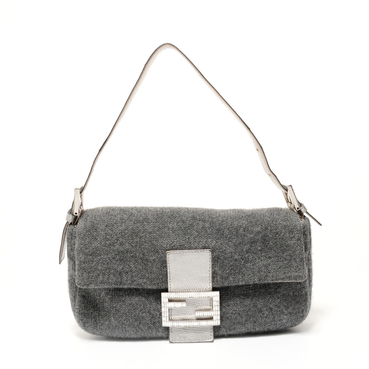 フェンディ FENDI マンマバケット ワンショルダー ビーズ ウール ショルダーバッグ【中古】