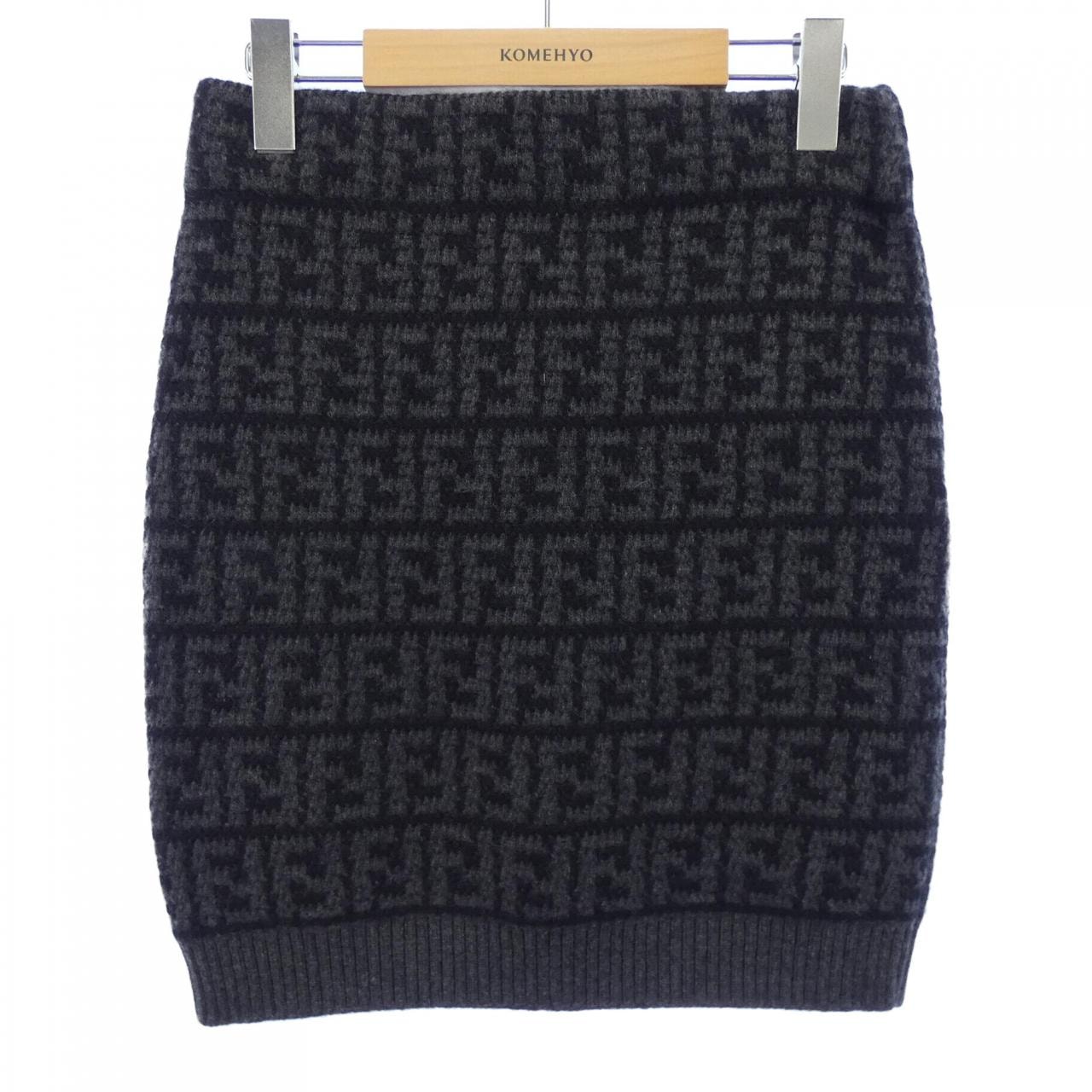 フェンディ FENDI FZQ686 ALOJ スカート