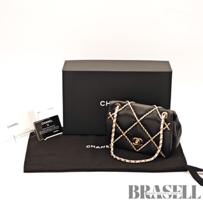 CHANEL シャネル ショルダーバッグ Lambskin レディース
