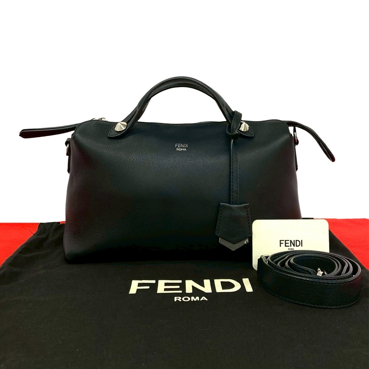 FENDI フェンディ バイザウェイ ミディアム レザー ショルダーバッグ ブラック
 56262