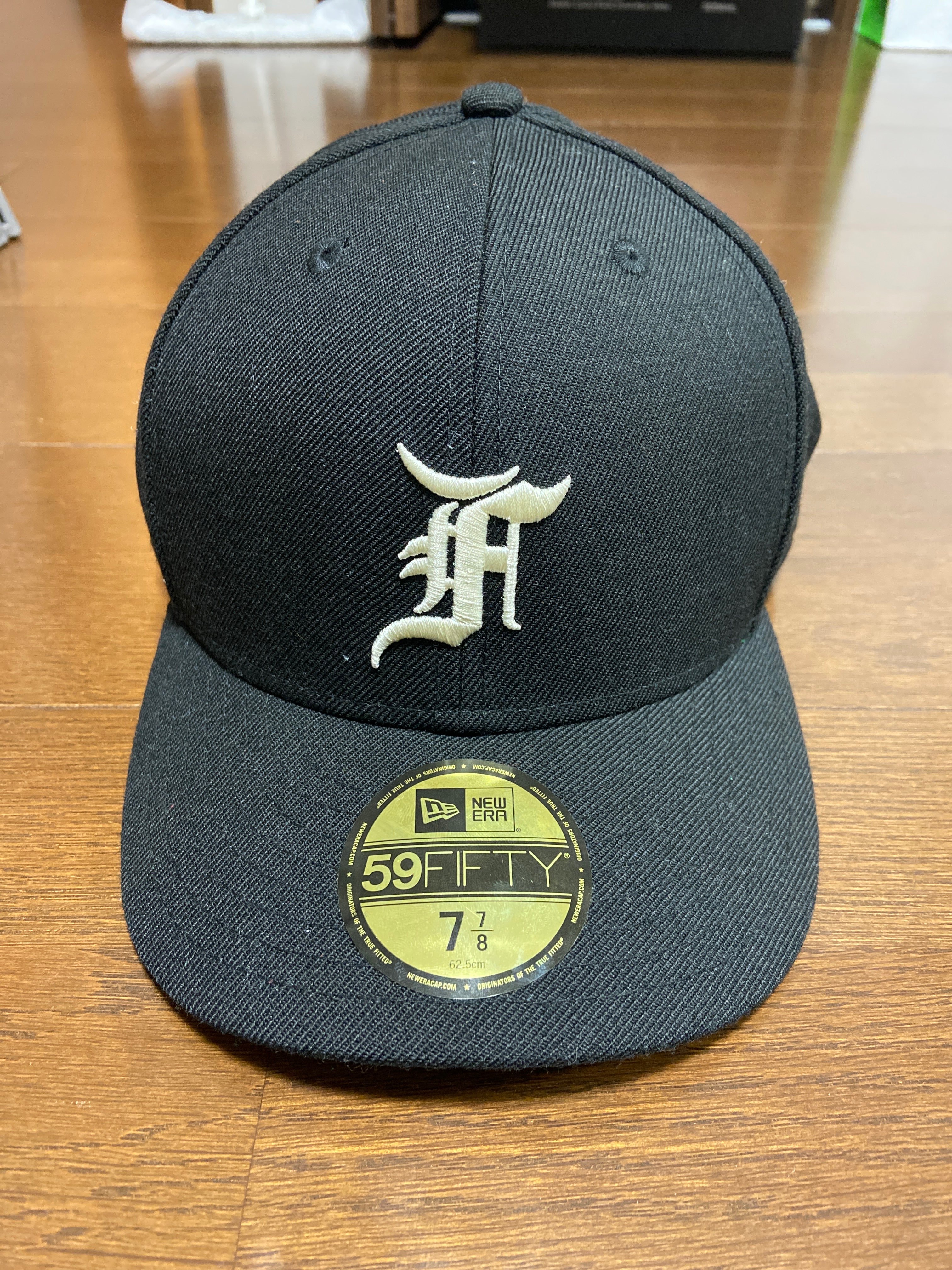 FEAR OF GOD ESSENTIALS New Era Fitted Cap (FW20) "Black"