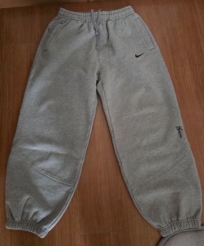 Supreme x Nike Sweatpant "Heather Grey"