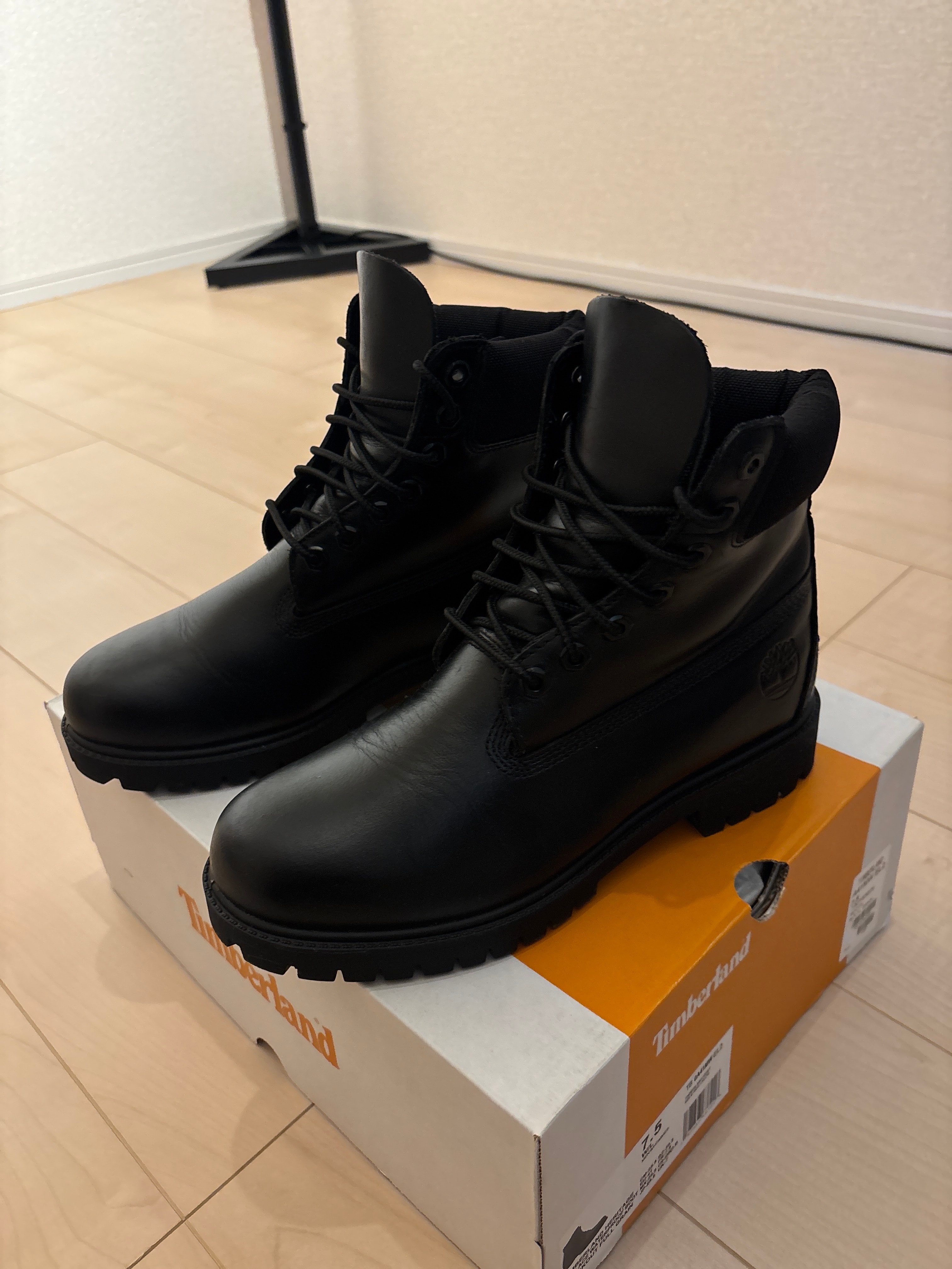 Timberland 6inch Premium Boots WP "BLACKOUT FULL GRAIN"