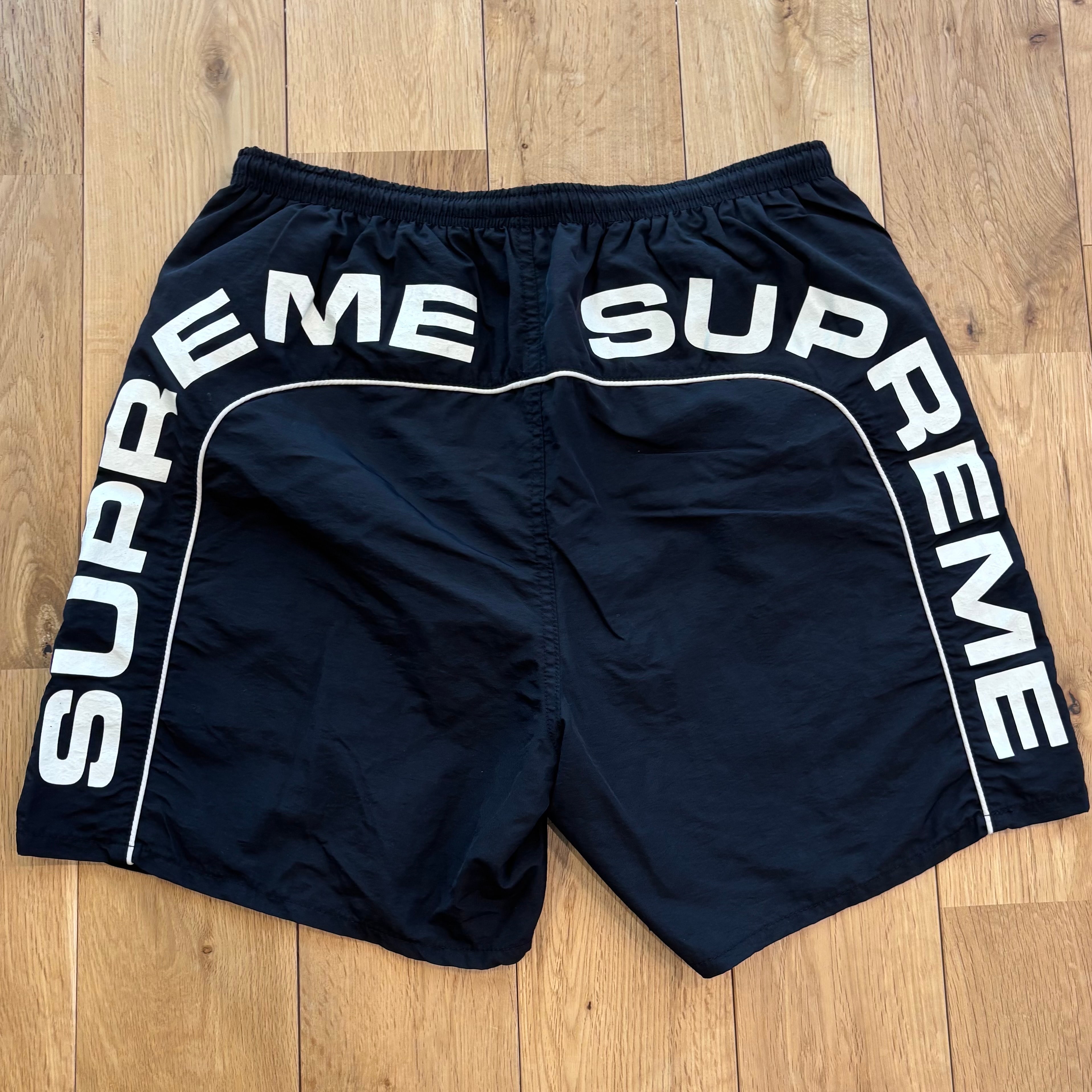 Supreme Arc Logo Water Short "Black"