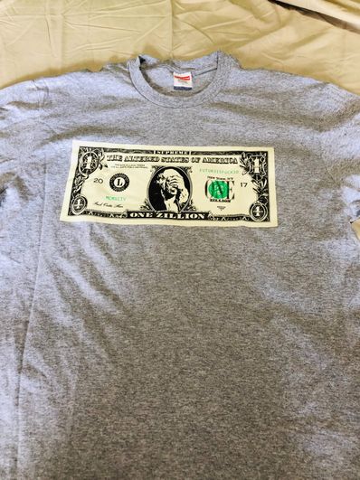 Tシャツ
