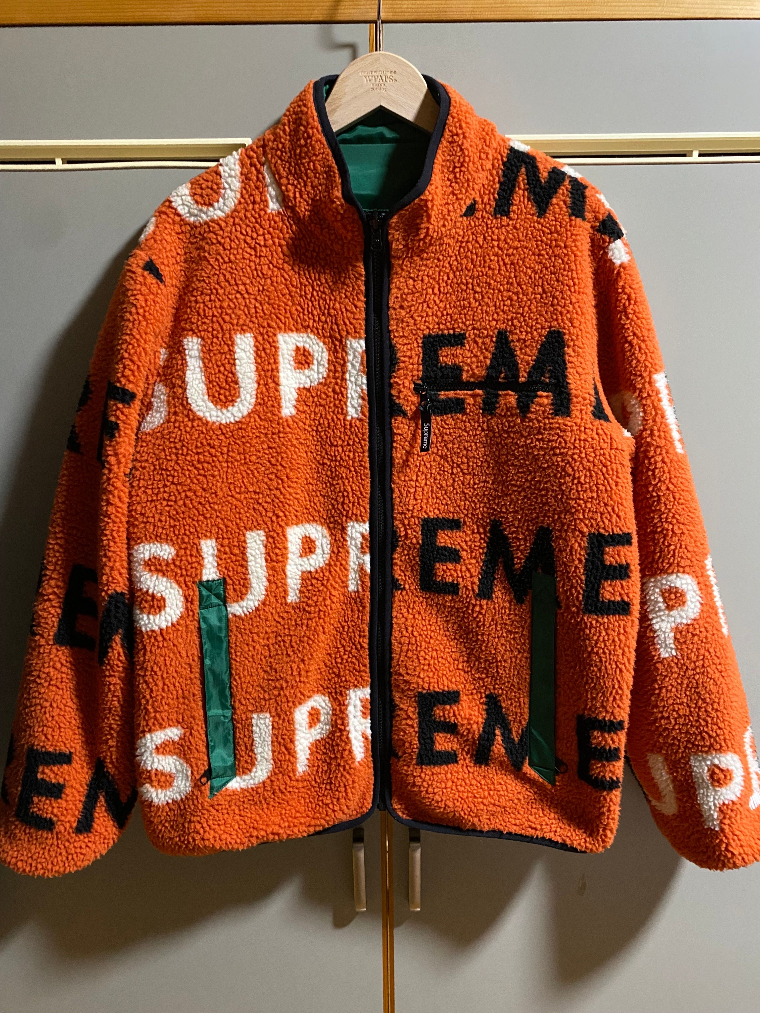Supreme Reversible Logo Fleece Jacket 
