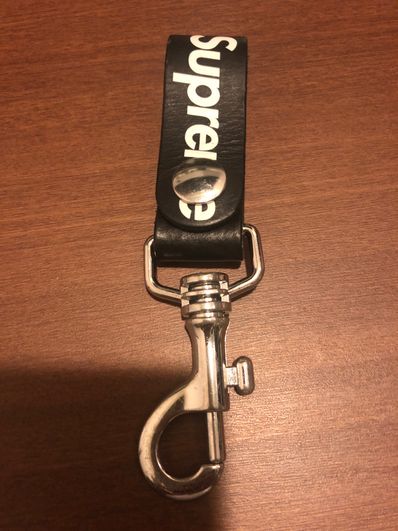 Supreme Leather Key Loop "Black"