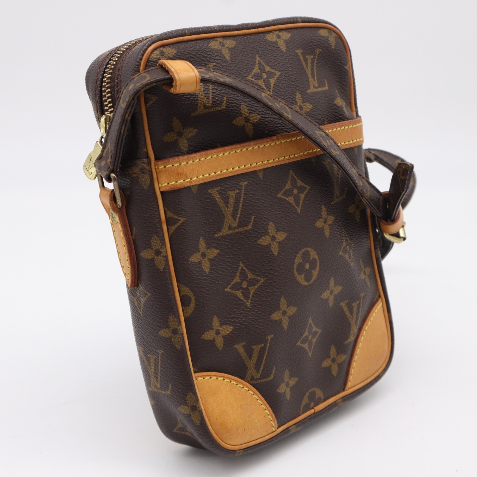 LOUIS VUITTON ルイ・ヴィトン モノグラム キャンバス ダヌーブ M45266 ショルダーバッグ ブラウン ベージュ レディース