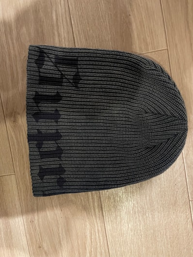 Supreme Old English Printed Beanie "Navy"