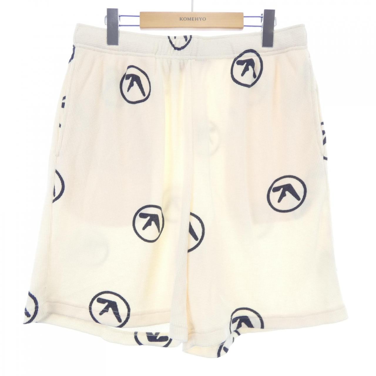 シュプリーム SUPREME ショートパンツ