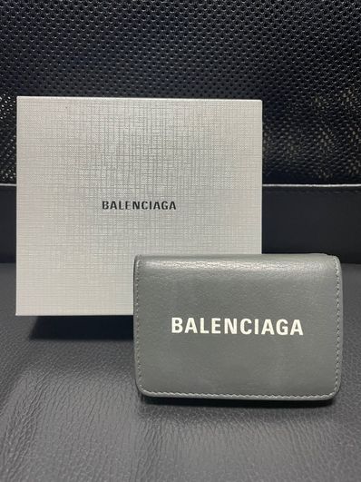 BALENCIAGA Men's Cash Mini Wallet "Grey"