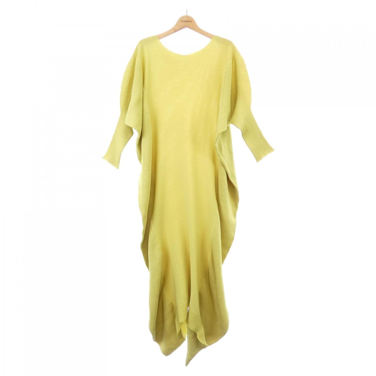 C (やや傷や汚れあり)】イッセイミヤケ ISSEY MIYAKE IM21KI763