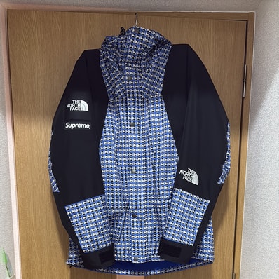 Supreme x The North Face Studded Mountain Light Jacket "Royal"