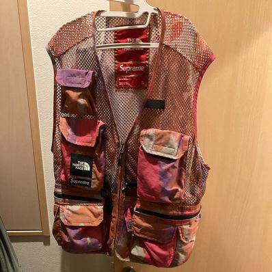 Supreme x The North Face Cargo Vest "Pink"
