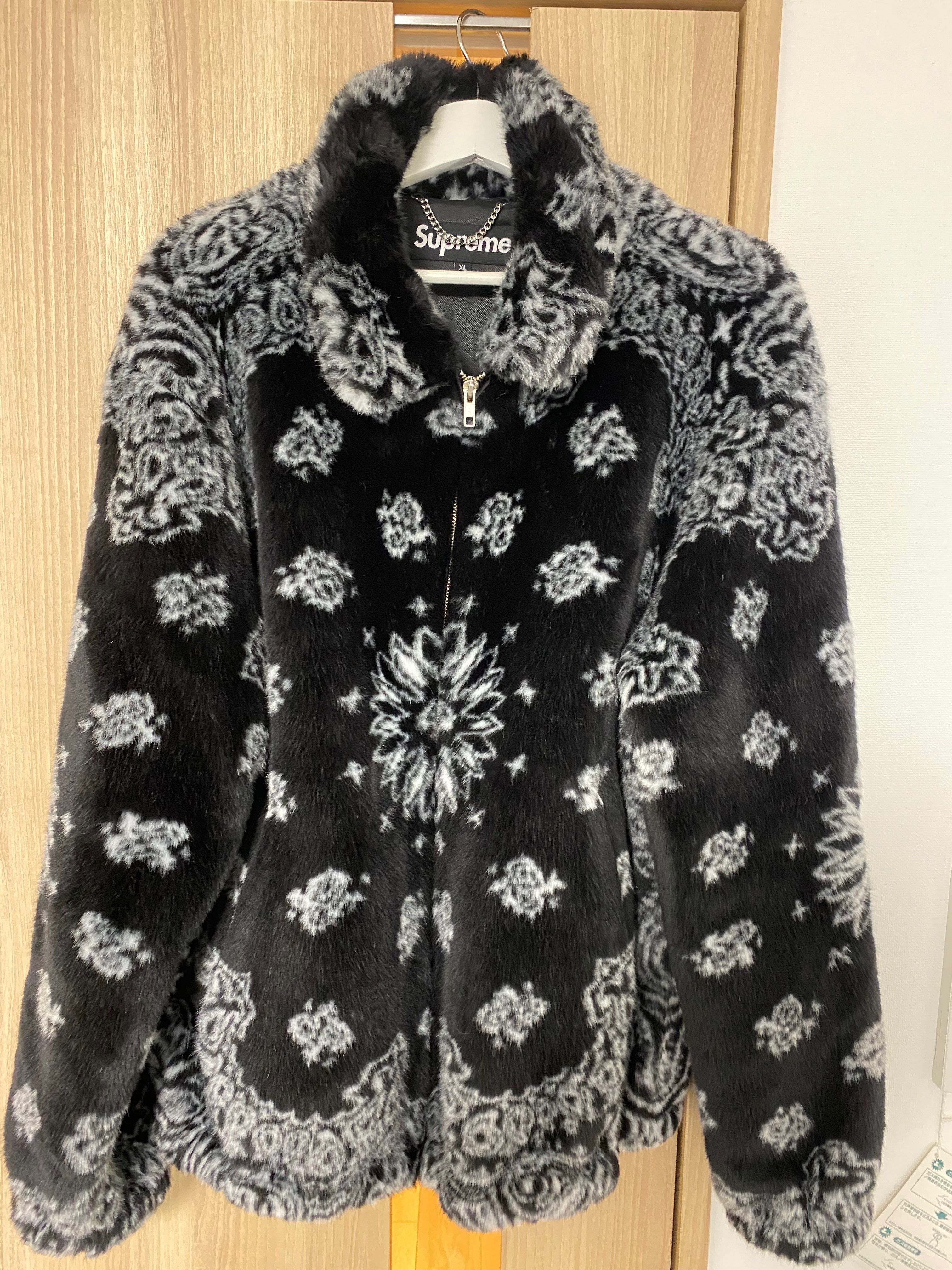 Supreme Bandana Faux Fur Bomber Jacket "Black"