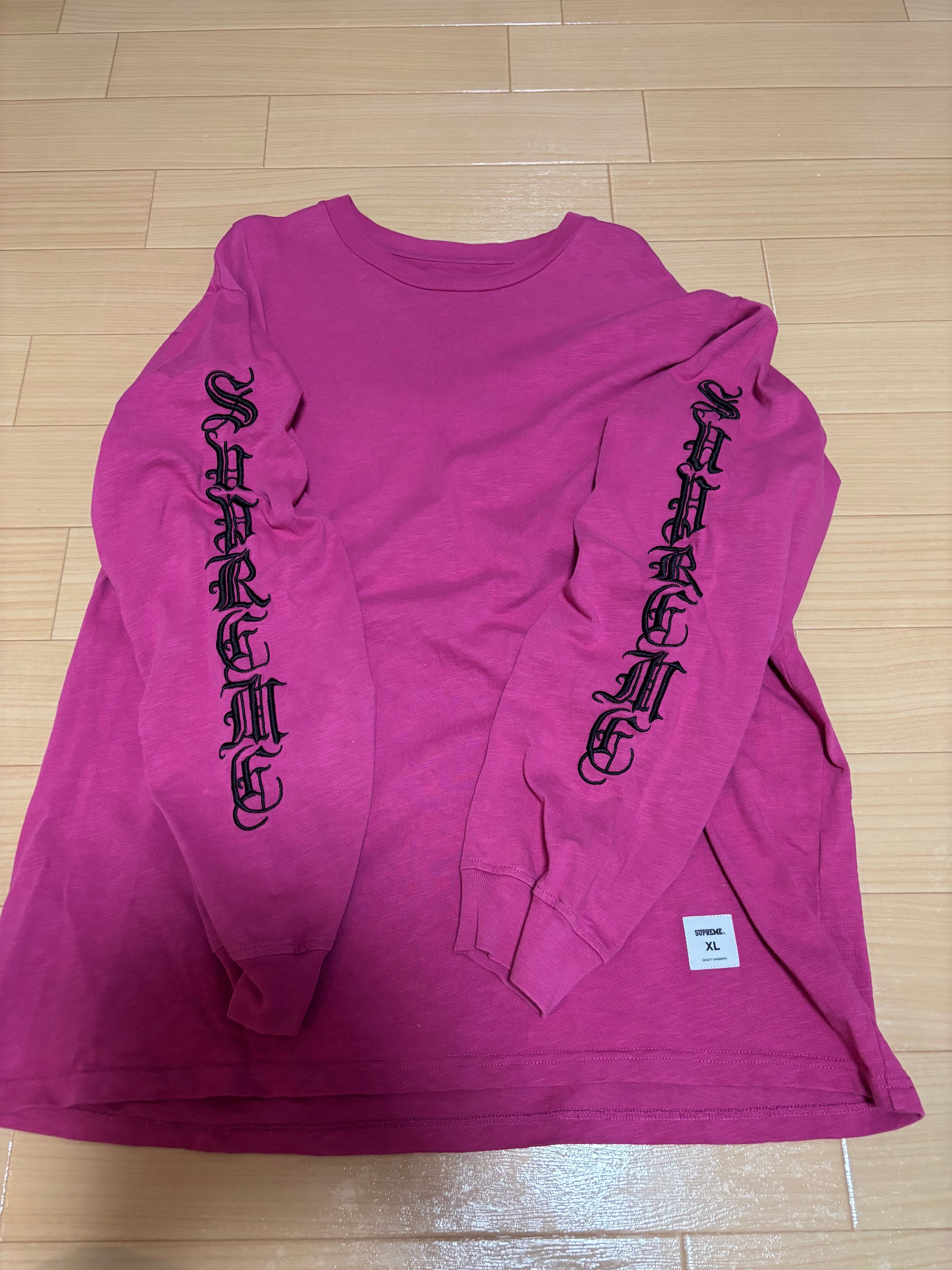 Supreme Old English L/S Top "Pink"