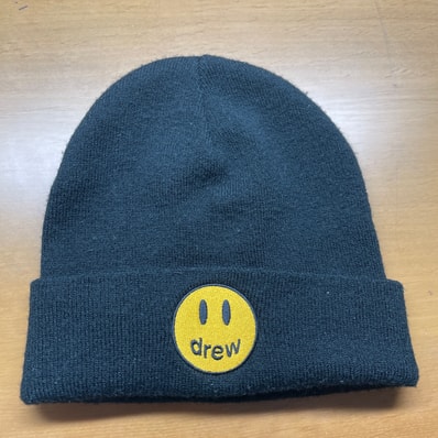 drew house mascot rib beanie "Black"