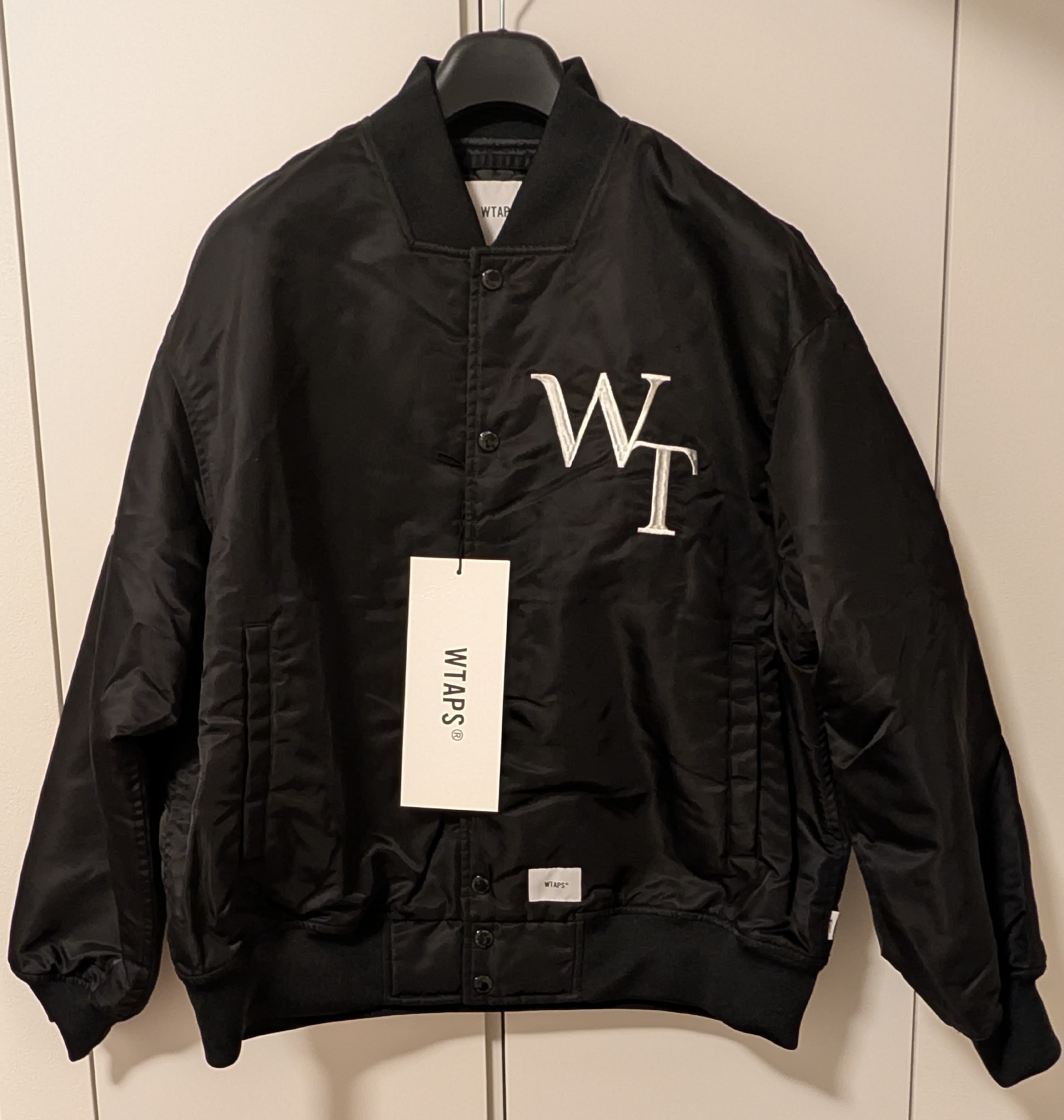 WTAPS Team / Jacket / Nylon. Twill. League "Black"