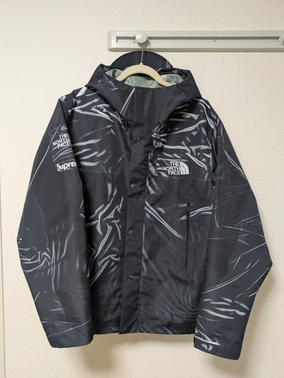 Supreme x The North Face Trompe Loeil Printed Taped Seam Shell Jacket "Black"
