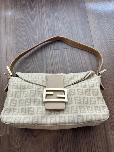 FENDI ズッキーノマンマバケット ベージュ