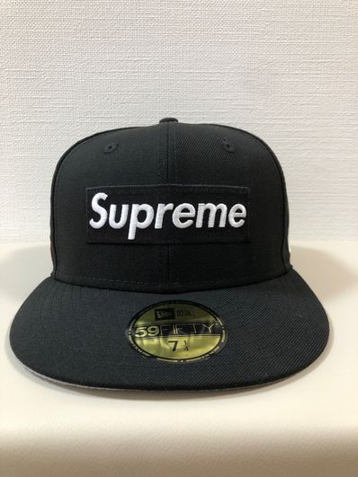 Supreme World Famous Box Logo New Era® "Black"