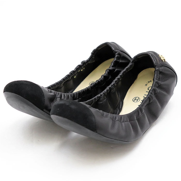 SALE【極美品】CHANEL シャネル パンプス スウェード/レザー サイズ 36.5C レディース G28135 COCOマーク ロゴ チャーム バレリーナ フラットシューズ キャップトゥ シューズ 靴 箱付属 ブラック 黒 イタリア製