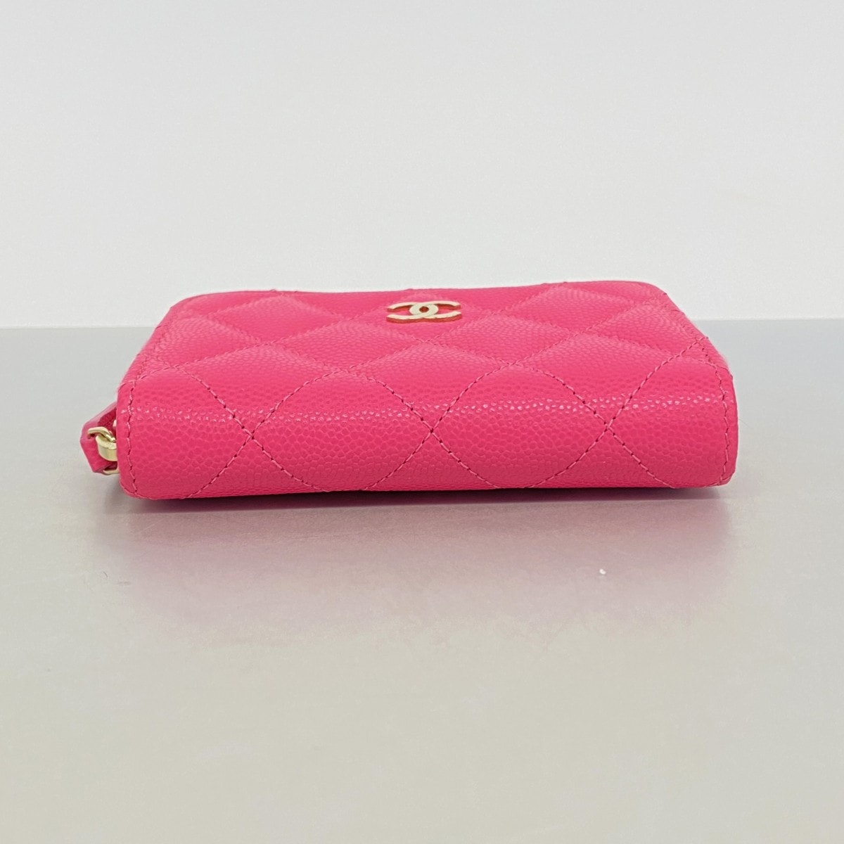 キャビアスキン chanel 財布 ピンク CHANEL シャネル マトラッセ