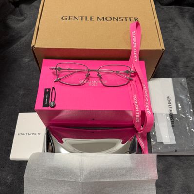 Gentle Monster Atomic 02 "Silver/Clear Lens"