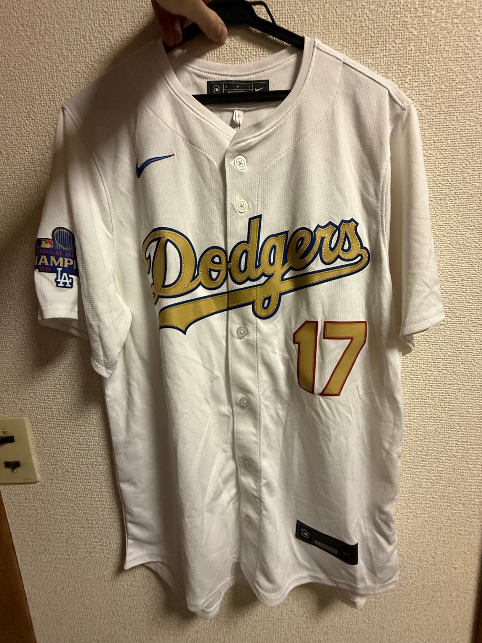ドジャース 大谷翔平 ゴールドユニフォーム2024 Mサイズ新品