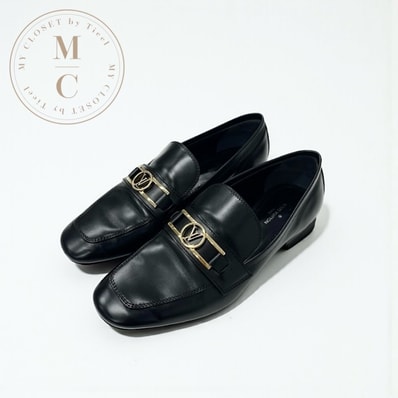 ルイヴィトン LOUIS VUITTON アッパーケースライン ローファー 革靴 靴 シューズ レザー ブラック 黒 ゴールド LVロゴ フラットシューズ
