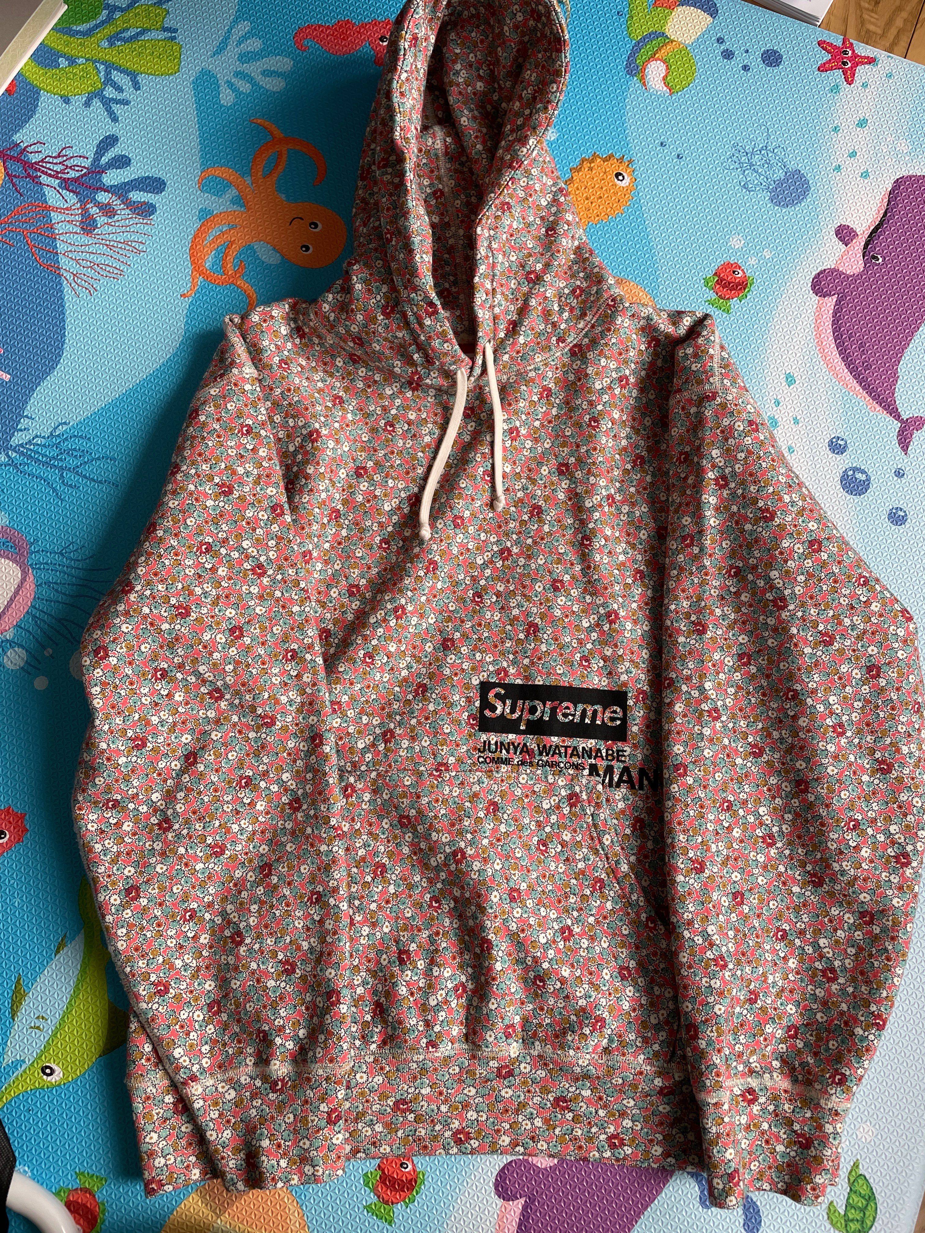 Supreme / JUNYA WATANABE COMME des GARCONS MAN Hooded Sweatshirt "Pink Flowers"