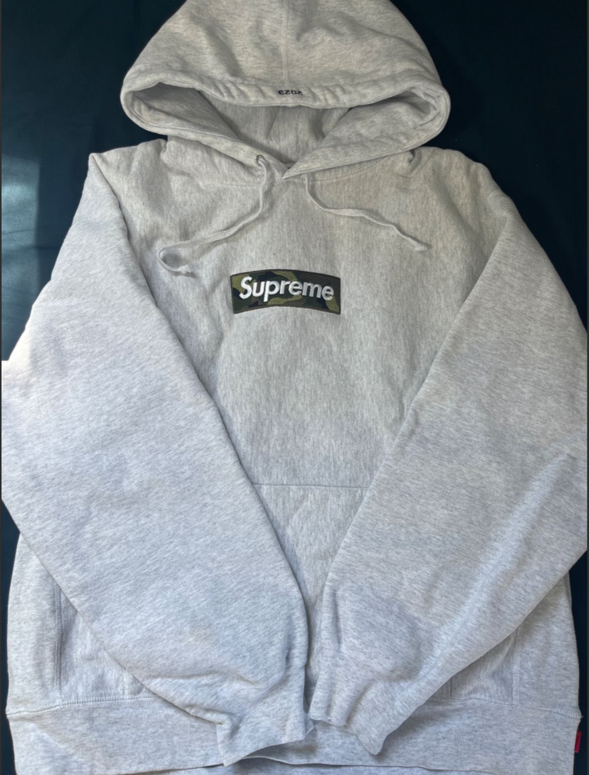 Supreme Box Logo Hooded Sweatshirt "Ash Grey" (23FW)