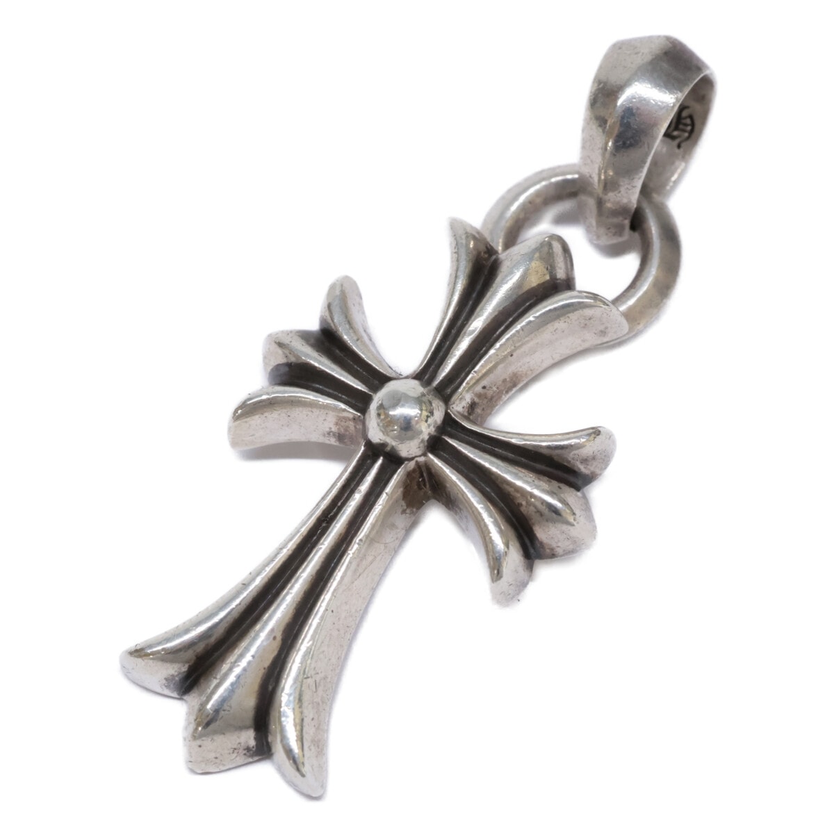 クロムハーツ CH クロス ペンダント スモール / プレーンベイル "シルバー"