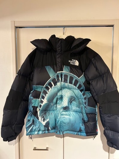 Supreme x The North Face Statue of Liberty Baltoro Jacket "Black"