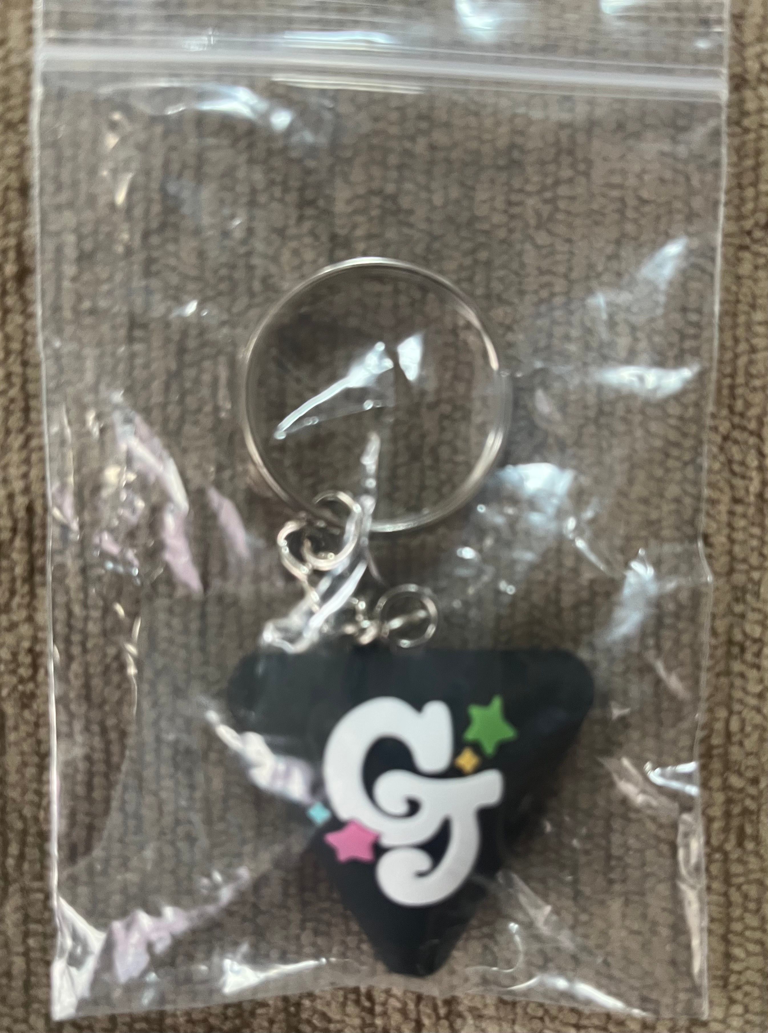 VERDY x GUESS JEANS GIFT SHOP with FRIENDS Key Holder "Black"