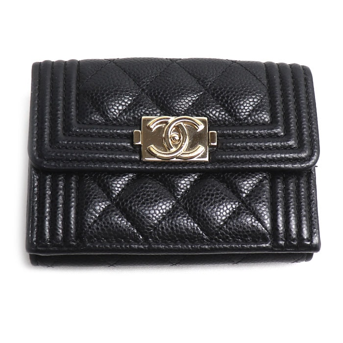 CHANEL シャネル ボーイシャネル マトラッセ 三つ折り財布 ブラック A84432 レディース【中古】