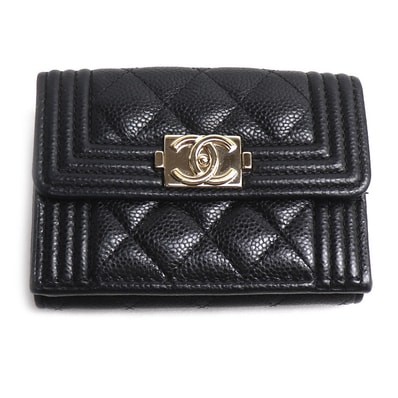 CHANEL シャネル ボーイシャネル マトラッセ 三つ折り財布 ブラック A84432 レディース【中古】