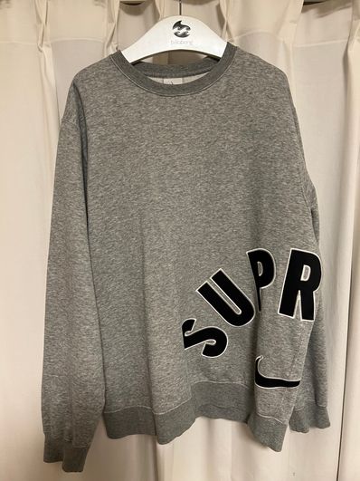 Supreme / Nike Arc Crewneck "Heather Grey"