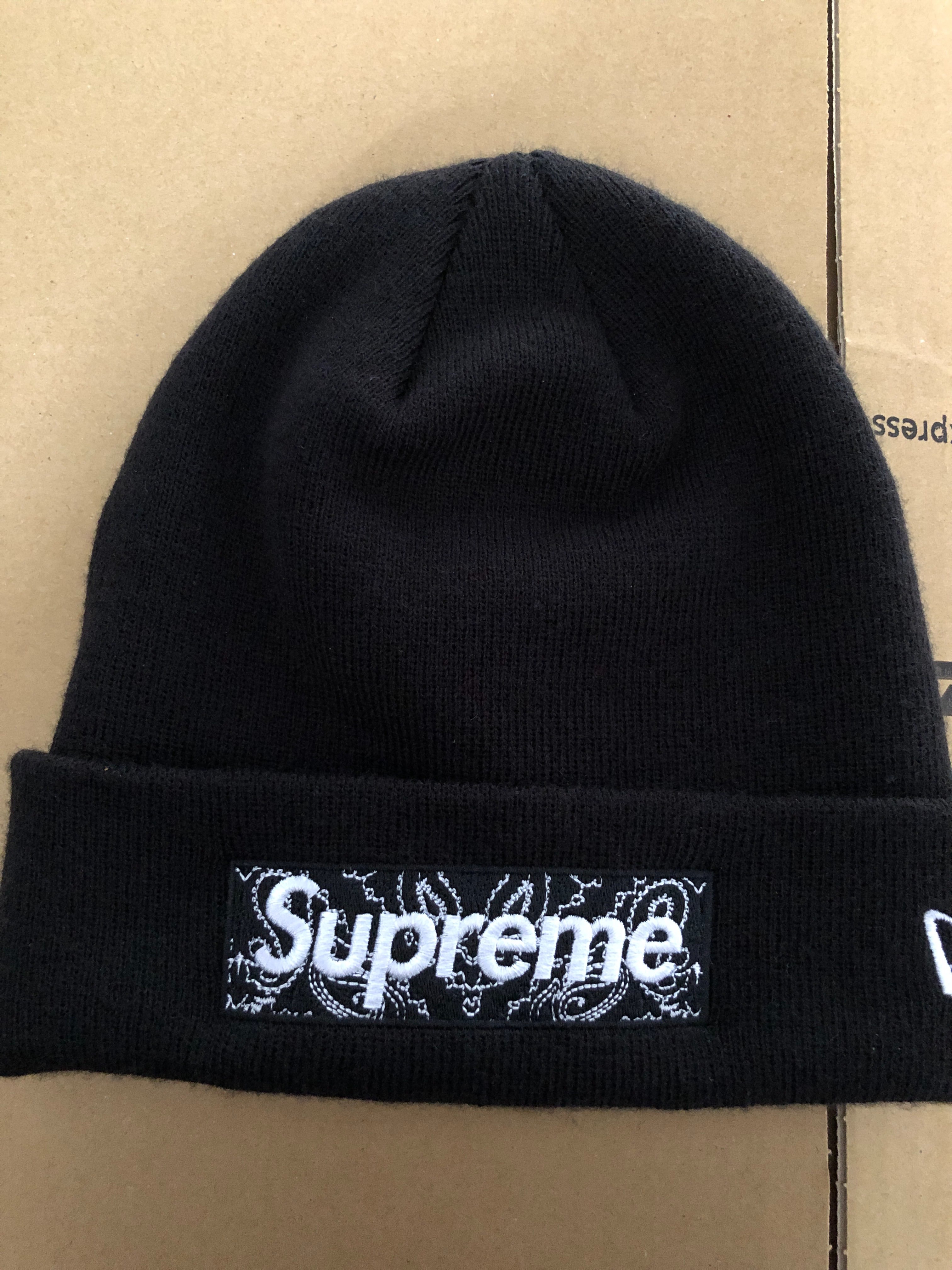 Supreme New Era® Box Logo Beanie "Black"