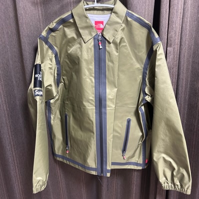 Supreme x The North Face Summit Series Outer Tape Seam Coaches Jacket "Olive"