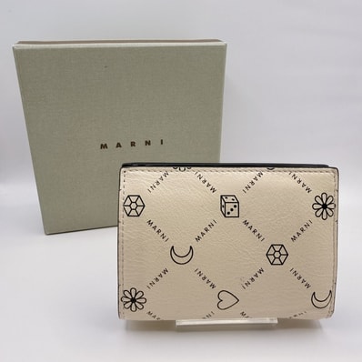 MARNI(マルニ)マルニグラム 三つ折り財布 コンパクトウォレット アイボリー系 レザー 総柄 PFMO0067U0P4599