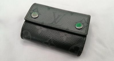 Louis Vuitton Discovery Compact Wallet Monogram Eclipse