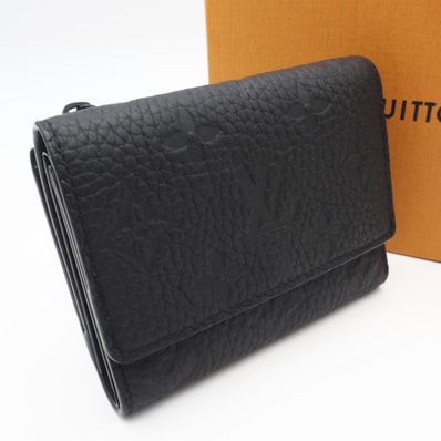 美品 LOUIS VUITTON ルイ・ヴィトン トリヨン ポルトフォイユ パイロット ノワール M82556 三つ折り財布 ブラック トリヨンレザー メンズ