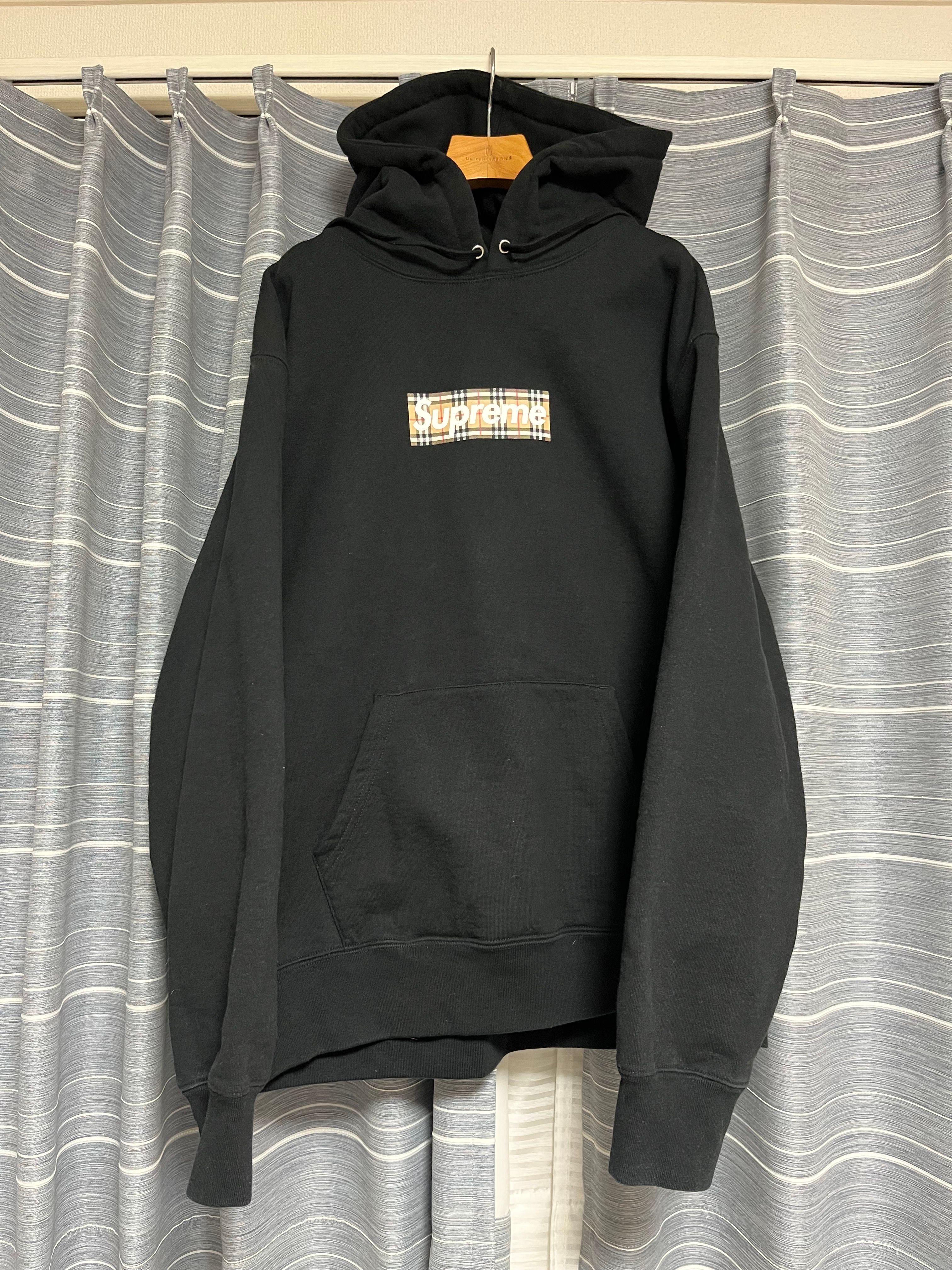 Supreme / Burberry Box Logo Hooded Sweatshirt "Black"