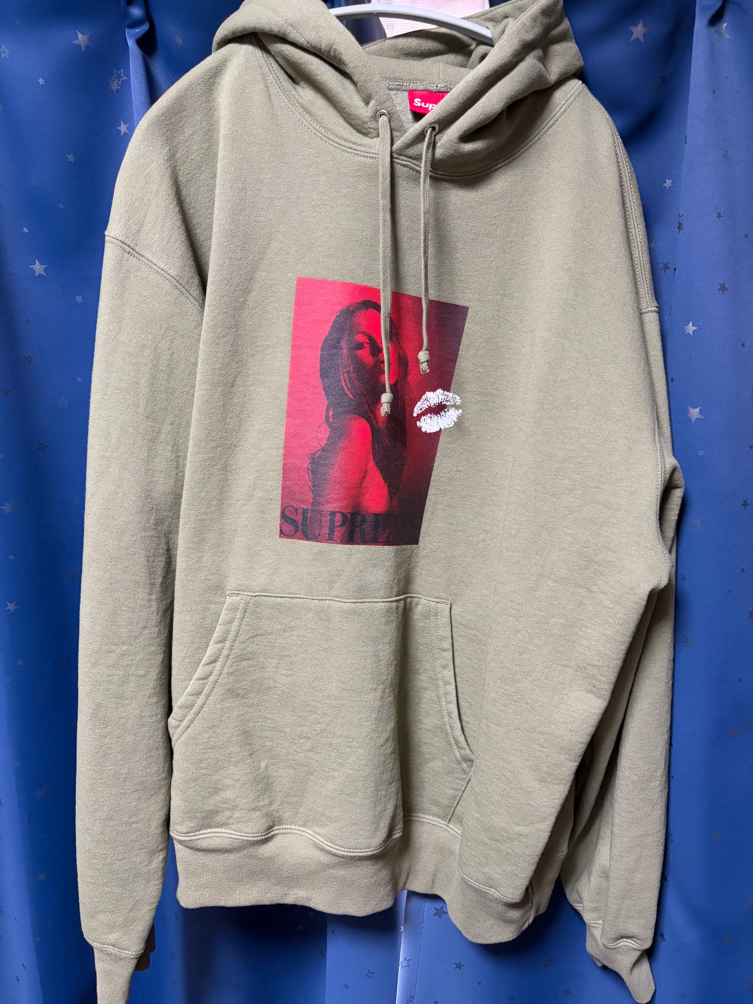 Supreme Kate Moss Hooded Sweatshirt "Olive"