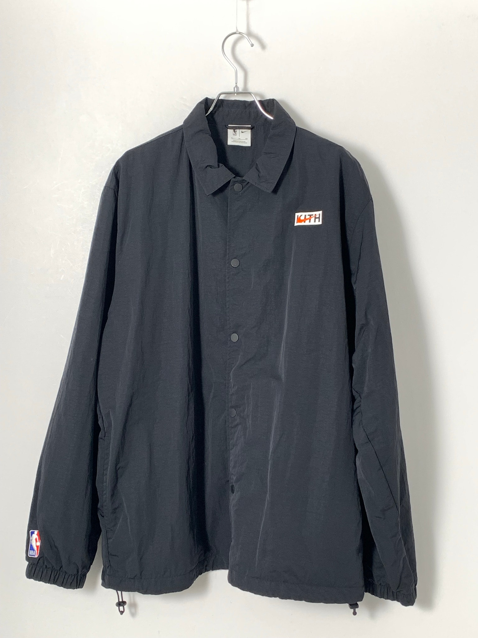 Kith x Nike x New York Knicks Coaches Jacket "Black"