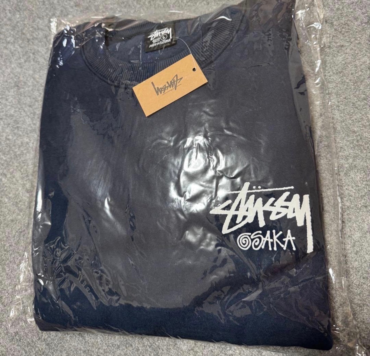 stussy大阪限定トレーナーネイビーLサイズ