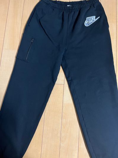 Supreme / Nike® Cargo Sweatpant "Black"